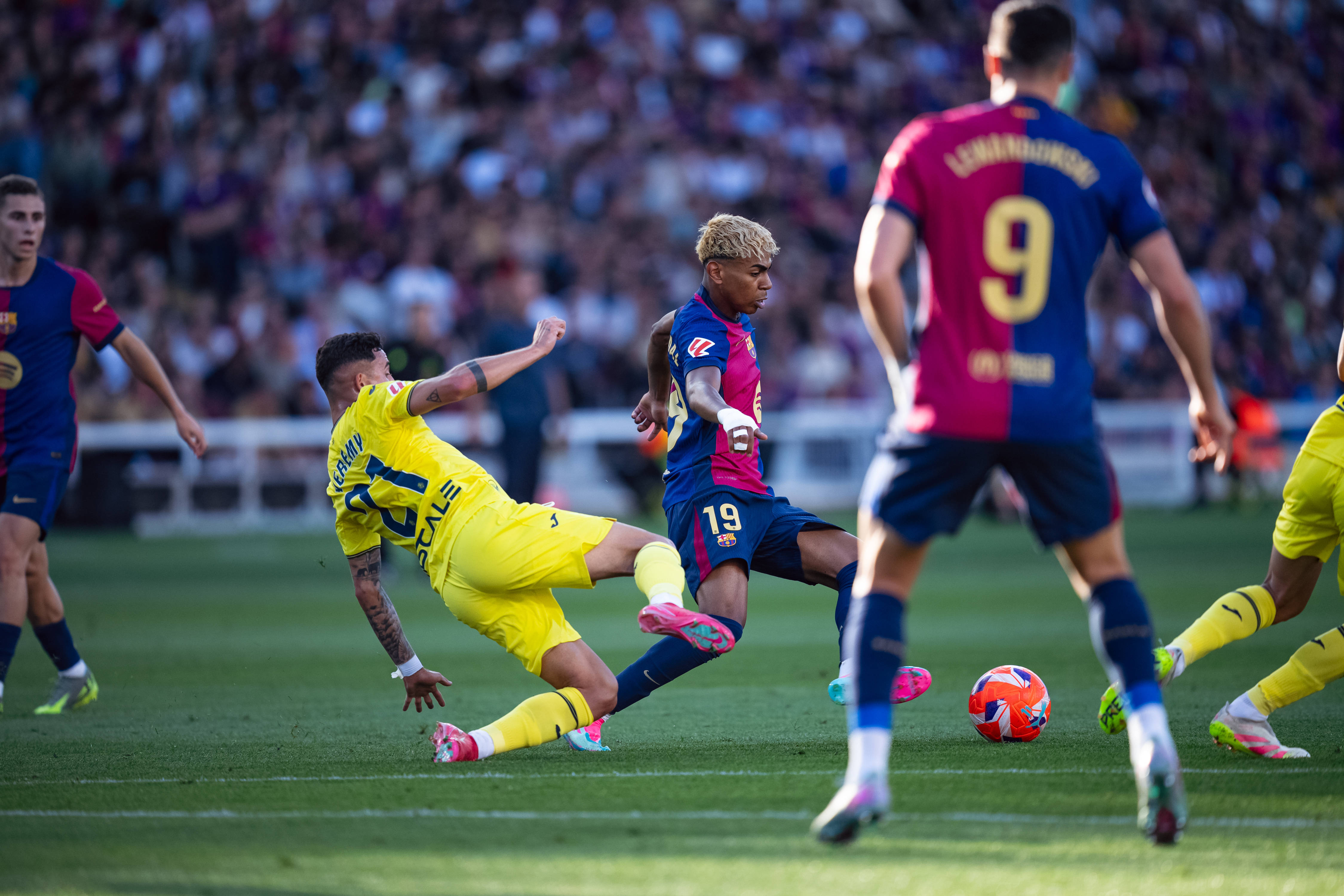 包含比赛间歇赛事增多，球员体能面临考验的词条